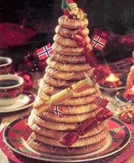 Крансекаке - один из рождественских традиционных пирогов